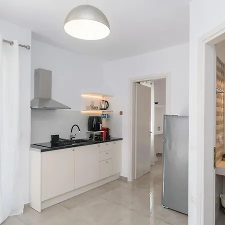 Διαμέρισμα Sunny & Blue 3 *