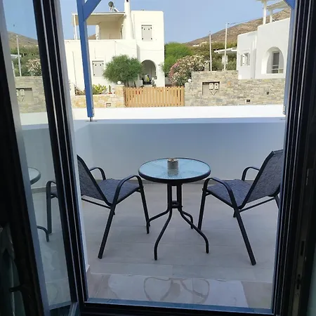 Sunny & Blue 3 Paraspori (Paros)