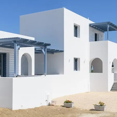 Sunny & Blue 3 Apartment